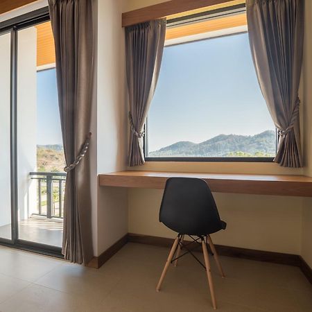 Sann View Hotel Thoeng Bagian luar foto