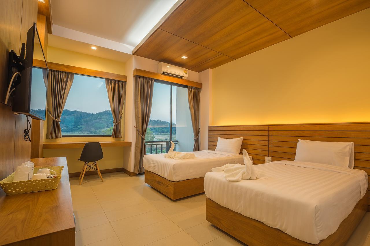 Sann View Hotel Thoeng Bagian luar foto